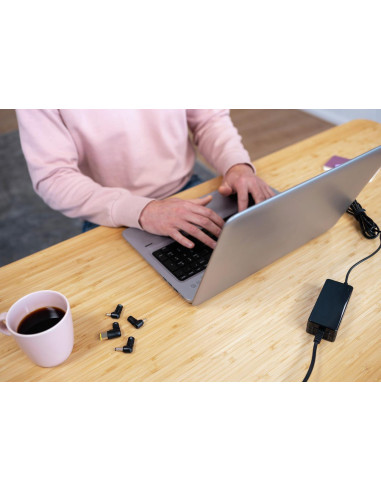 NB ACC AC ADAPTER 45W PRIMO/BLACK 21904 TRUST