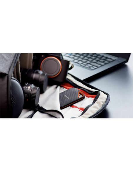 External SSD, SANDISK, Extreme Pro, 4TB, USB-C, Write speed 2000 MBytes/sec, Read speed 2000 MBytes/sec, SDSSDE81-4T00-G25