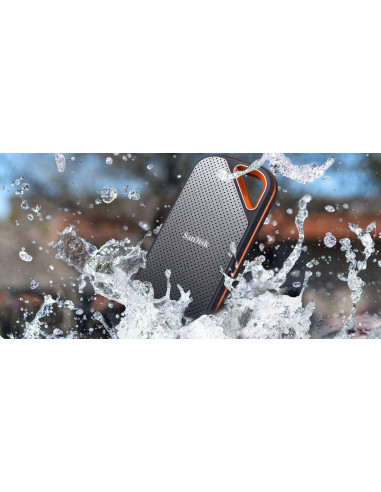 External SSD, SANDISK, Extreme Pro, 4TB, USB-C, Write speed 2000 MBytes/sec, Read speed 2000 MBytes/sec, SDSSDE81-4T00-G25