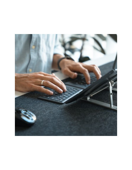 TARGUS® ANTIMIKROBIC FOLDABLE BLUETOOTH -KEYBOARD, NORDIC