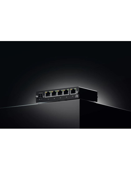Switch, TELTONIKA, Switch type Unmanaged, 5xRJ-45 ports, RJ-45 Ports Type Gigabit Ethernet (10/100/1000), TSW114000000