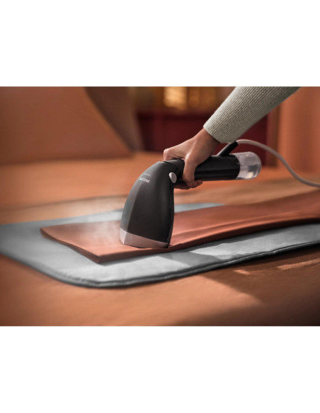 GARMENT STEAMER HANDHELD/STH7040/80 PHILIPS