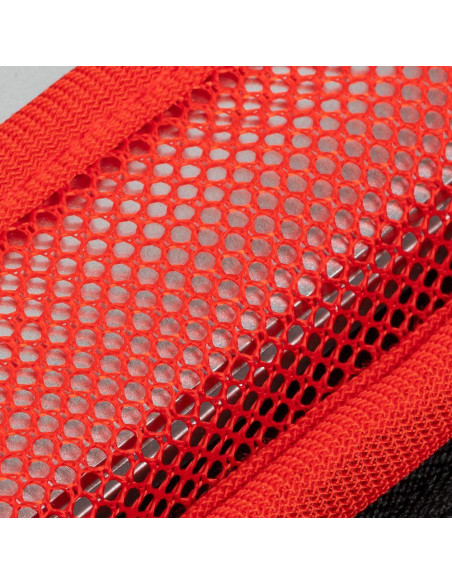 NB SLEEVE ANTISHOCK 15.6"/5226 BLACK RIVACASE