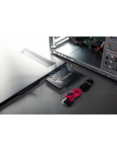 SSD, KINGSTON, KC600, 1TB, SATA 3.0, TLC, Write speed 520 MBytes/sec, Read speed 550 MBytes/sec, 2,5", TBW 600 TB, MTBF 1000000
