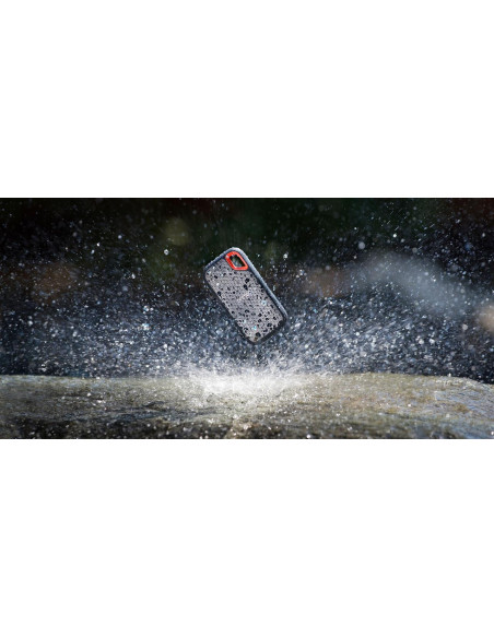 External SSD, SANDISK, Extreme, 2TB, Write speed 1000 MBytes/sec, Read speed 1050 MBytes/sec, SDSSDE61-2T00-G25