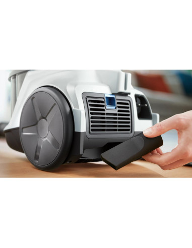 Vacuum Cleaner, PHILIPS, Bagless, 850 Watts, Capacity 1.3 l, Noise 77 dB, Blue/ White, Weight 4 kg, XB2122/09