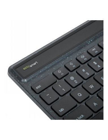 TARGUS SUSTAINABLE ENERGY HARVESTING ECOSMART KEYBOARD (NORDIC)