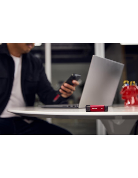 External SSD, KINGSTON, 2TB, 3D NAND, Write speed 950 MBytes/sec, Read speed 1050 MBytes/sec, SPSD/2TB
